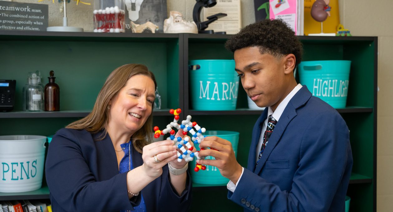 Outstanding Biology Teacher Awardee – Kim Burton