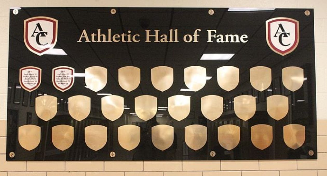 Curley Announces 2019 Athletic Hall of Fame Class