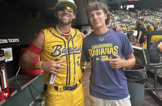 Savannah Bananas and Curley Alum