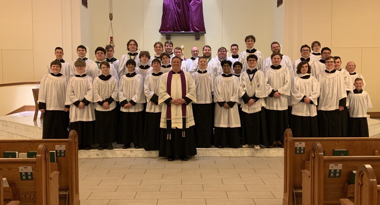 Curley’s Schola and Luminare Choir Perform